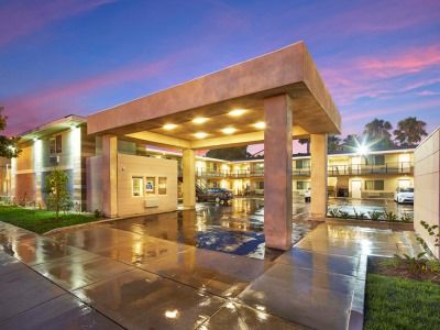 Eden Roc & Near The Maingate 2* Anaheim
